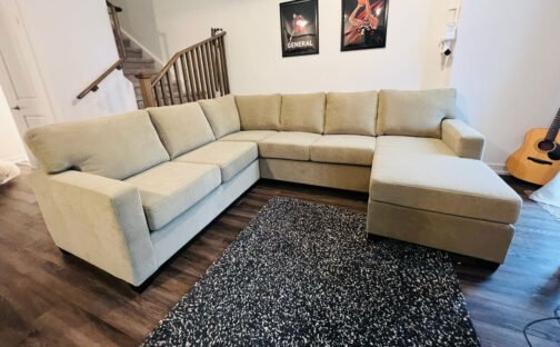 1486T Deep Custom sectional MADE IN CANADA